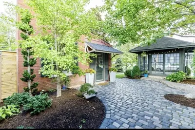 Image de 🌟 Adorable Historic 🏠 in the ❤️ of St. Charles 🌟