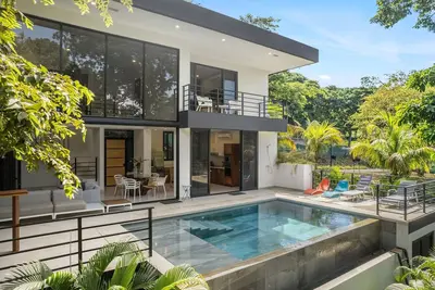 Image de Modern Home - Private Pool - Beach Club Access