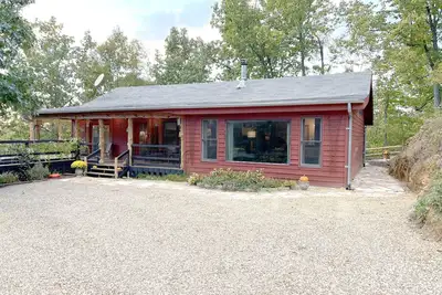 Image de Mountain Dreams is a perfect mix of luxury & comfort in nature's rustic setting.