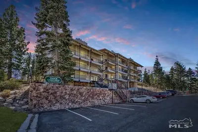 Lake View with ski lifts at the parking lot. Upper unit with good views.
