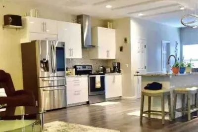 Image de Luxury Townhouse, Boasting Moder interior design