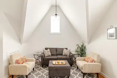 Image de East Nashville New Guesthouse Walk to 5 Points!