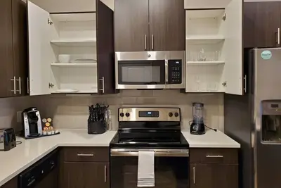 Image de StayOvr at Galatyn Park, Richardson| 2br