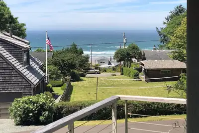Image de Oceanviews from bedrooms and decks
