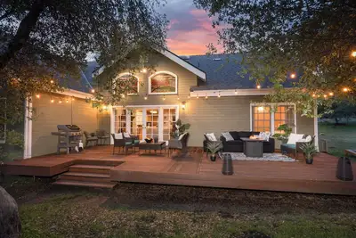 Image de Peaceful and Tranquil Home Base for Exploring Oakhurst and Yosemite!