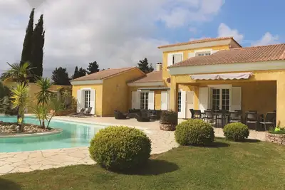 Image de Villa avec piscine exceptionnelle, 15 pers