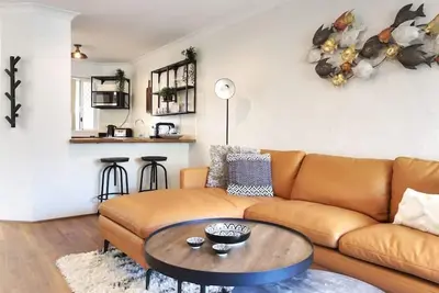 Image de This apartment is a 2 bedroom(s), 1 bathrooms, located in Fremantle, Wa.