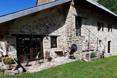 Image de Rez-de-chaussée, parking, télévision, casier à ski, 61m², Valloire