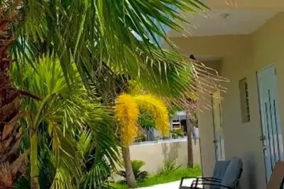 Image de Cozy 2 bedroom apt Newly Renovated 5min from the beach