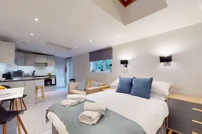 Image de de Luxe-Studio-Sdb privée avec douche-Patio