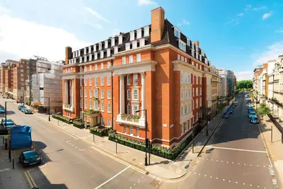 Image de 2-nights accommodation at 1-Bedroom Executive Residence in London