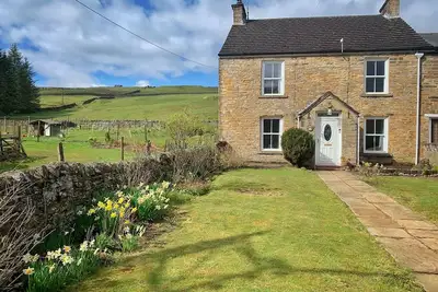 Romantic rural retreat for 8 w/log burner (Pets welcome! )