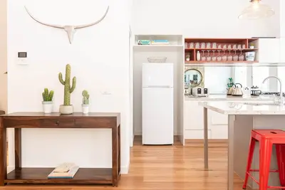 Image de Slick Home, Free Parking