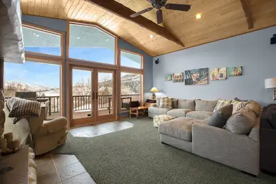 Image de Holter Lake Retreat