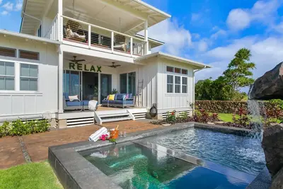 Image de Wai'nani Waterfall House Heated Salt Water Pool /Hot Tub Beach Gear Games Views!