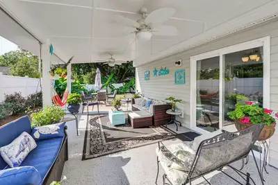 Bluffton Getaway w/ Fenced Yard: 7 Mi to Beach!