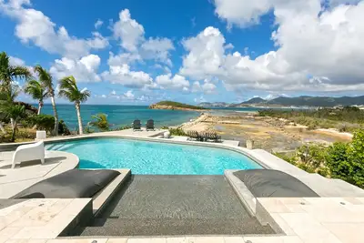 Image de Amethyst - Cliffside villa with stunning ocean views