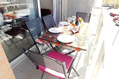 Image de Appartement moderne avec terrasse et parking dans le centre de Roses, Costa Brava