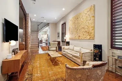 Image de Bright Victorian House w Heated Pool 6br|4ba
