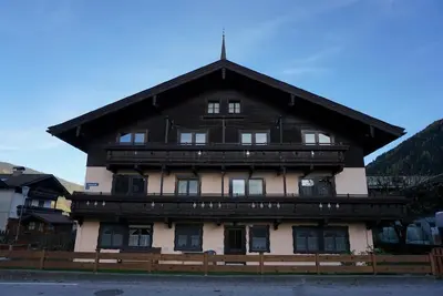 Image de Maison de vacances Mittersill pour 1 - 19 personnes avec 9 chambres à coucher - Maison de vacances