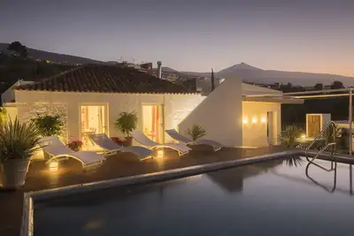 Image de Very private and quiet villa with stunning views.