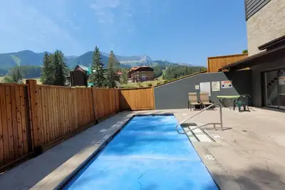 Image de Ski in\/out at the Griz Inn 2-Bedroom Condo with Indoor Pool