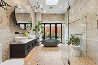 Image de Saltwater Field-650m to beach+8m heated*Pool-6 bedrooms, max22 guests + Foxtel