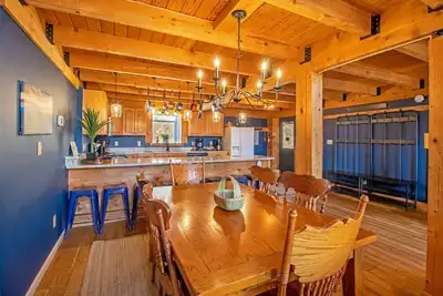 Image de Hot Tub, Scenic Views, Pet Friendly!