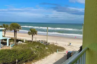 Image de Ocean Overlook - Sea View at Symphony Beach Club!