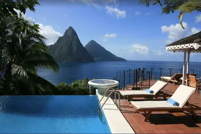 Image de St. Lucia's Best View! Le Gallerie of Sea and Sun