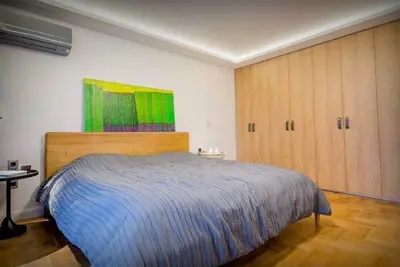 Image de Clock Apartments