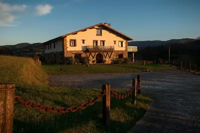 Image de Country house with charm renovated10Km San Sebastian