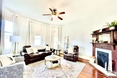 Image de Cozy Getaway | Splendid Historic Thibodaux Gem