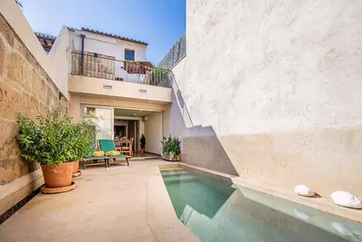 Image de Charming house in the town of Pollensa with Bbq, pool, intertet and private parking.