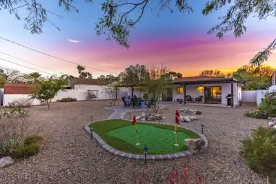 Image de Private Tucson retreat, close to UofA, downtown, ev charger, Large yard, Pet friendly