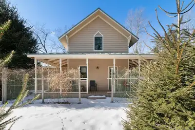 Image de Northern Exposure Oscoda Cottage