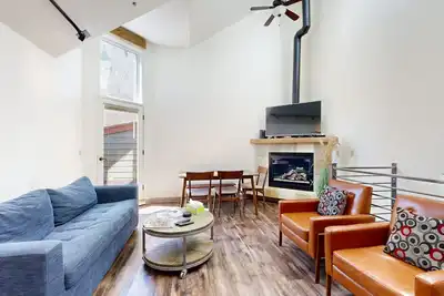 Lofted snowbird-friendly condo with ski views & fireplace - walk to lifts