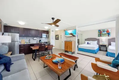 Image de 34fl Deluxe Living in Waikiki: Ocean View, Parking