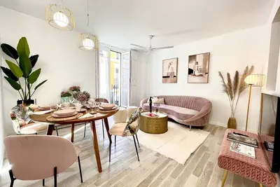 Image de Waou La Cibeles es Mia - Corta Duración