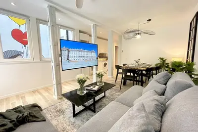 Image de Waou Puerta de Alcala es Mia - Corta Duración