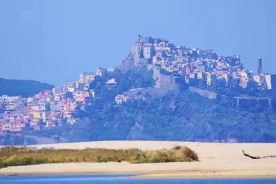 Image de Comfort apartment with air conditioning, Tv and washing machine in a quiet location