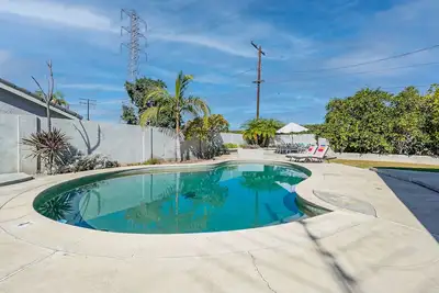 Image de Funtierland + Adventure House + Close to Disney + Renovated+ Pool
