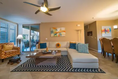 Stunning 3 bedroom 2 bath condo blocks from the beach and harbor