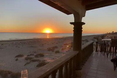 Image de Premiere Beachfront property! Golf At The Mayan! ! ! Kayak with the Dolphins! ! !