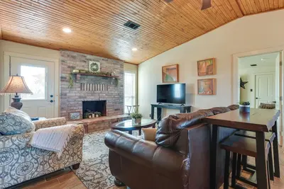 Image de Ranch Getaway with Pool and Horse Stall Access!