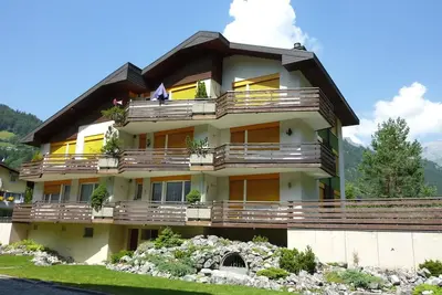 Bel appartement pour 4 personnes avec Wifi, Tv et balcon