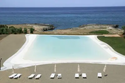Image de Bel appartement dans une maison de vacances avec piscine, climatisation, Wifi, terrasse, parking