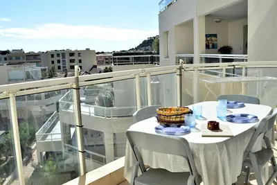 Image de Appartement Climatisé 2 Pièces avec Balcon et Garage Privatif à Cavalaire-sur-Mer