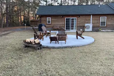 Image de Quintessential escape to a log cabin!