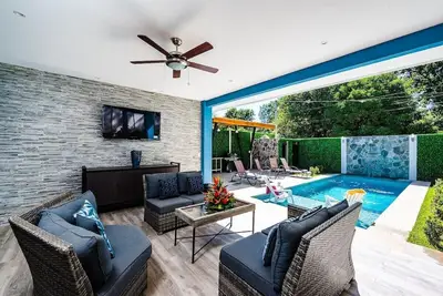 Image de Private Pool Villa | 5min Walk to Beach & Dining